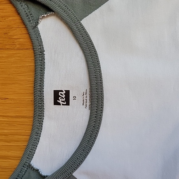 NWT Tea Collection Raglan Butterfly - Picture 4 of 7